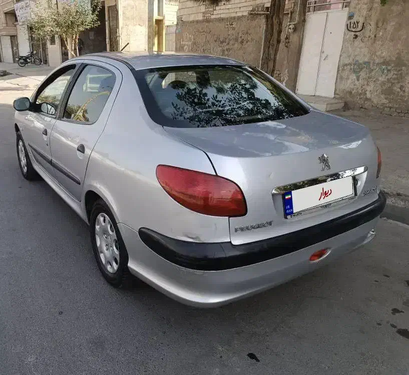 پژو ۲۰۶ صندوق دار v8 - 1388