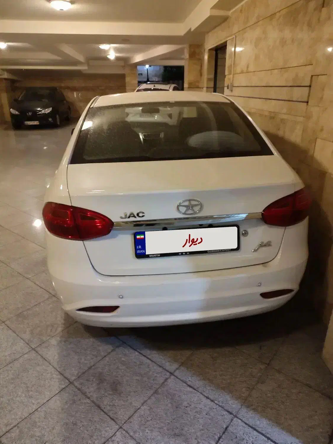 جک J4 اتوماتیک آپشنال - 1402