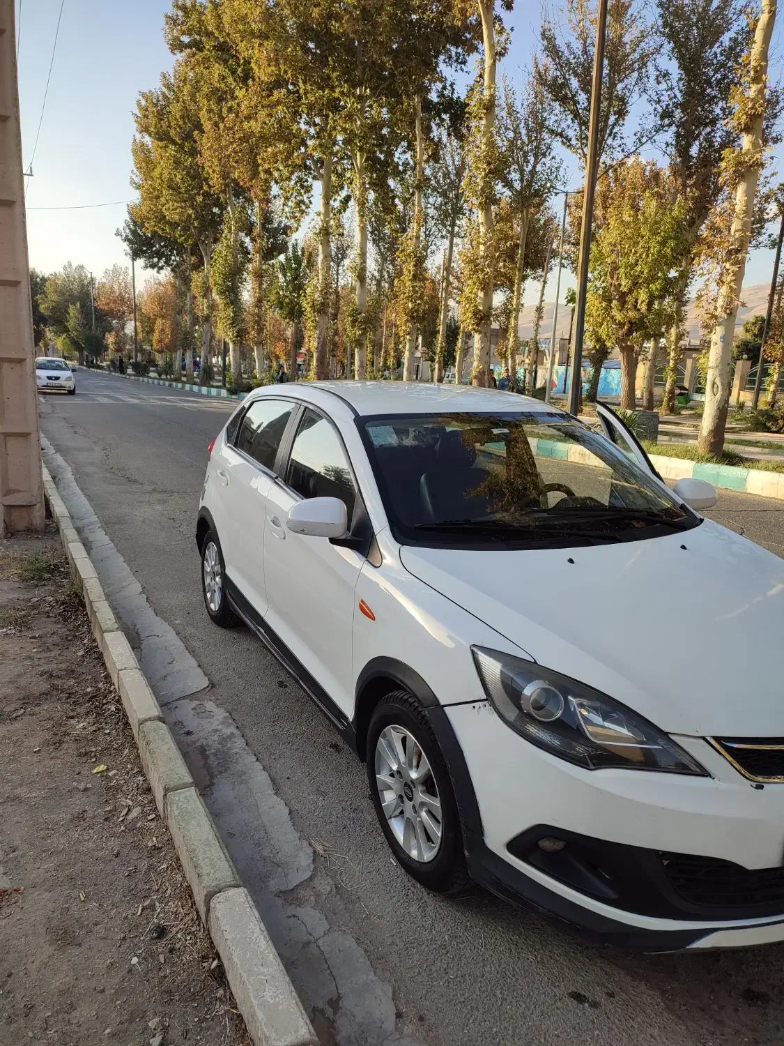 ام وی ام 315 هاچ بک اسپرت لاکچری - 1396