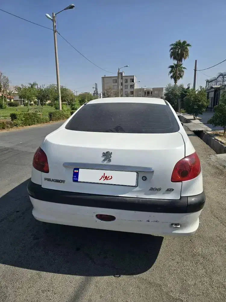 پژو ۲۰۶ صندوق دار v8 - 1394