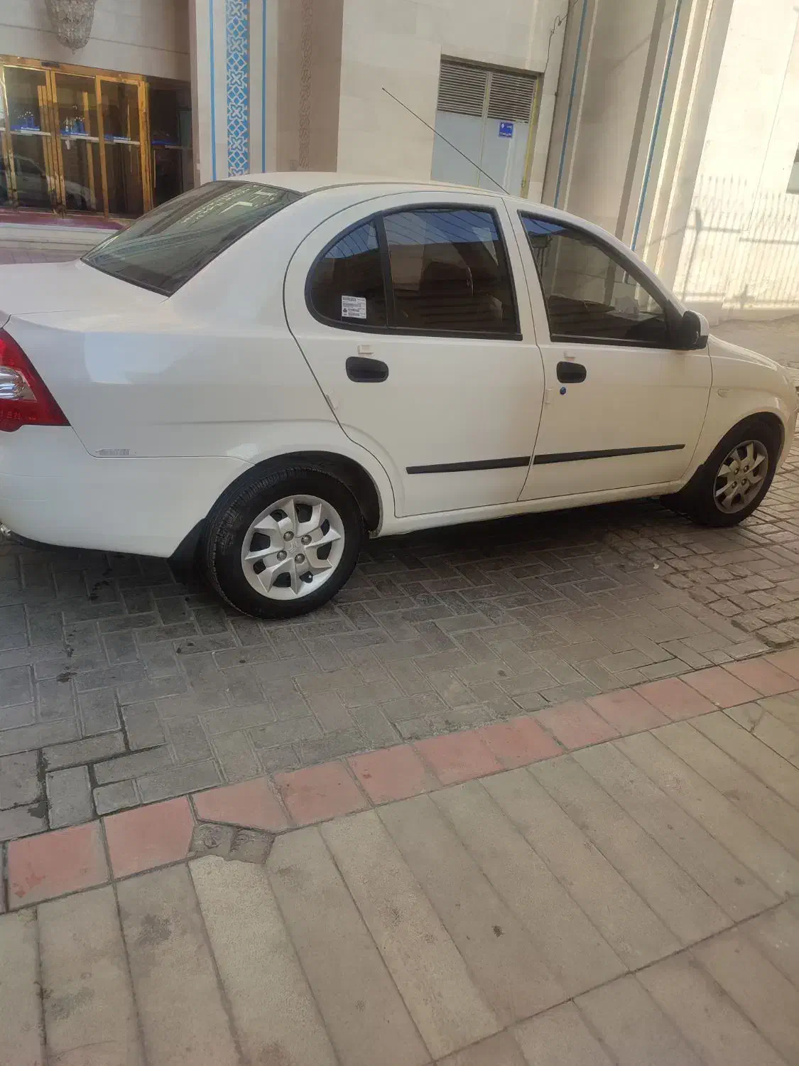 تیبا صندوق دار EX - 1395
