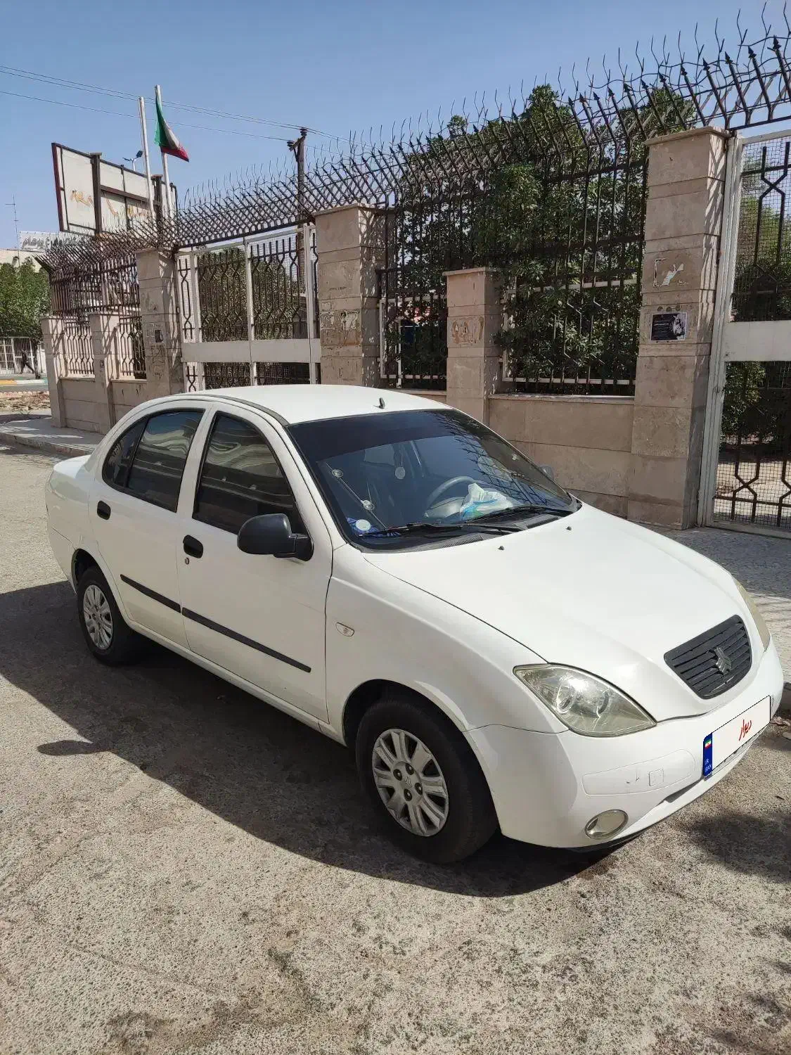تیبا صندوق دار SX - 1400