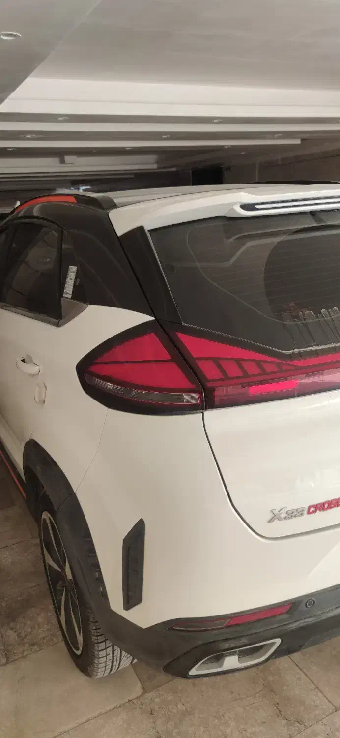 خودرو ام وی ام، X33 کراس آگهی ann_20841946