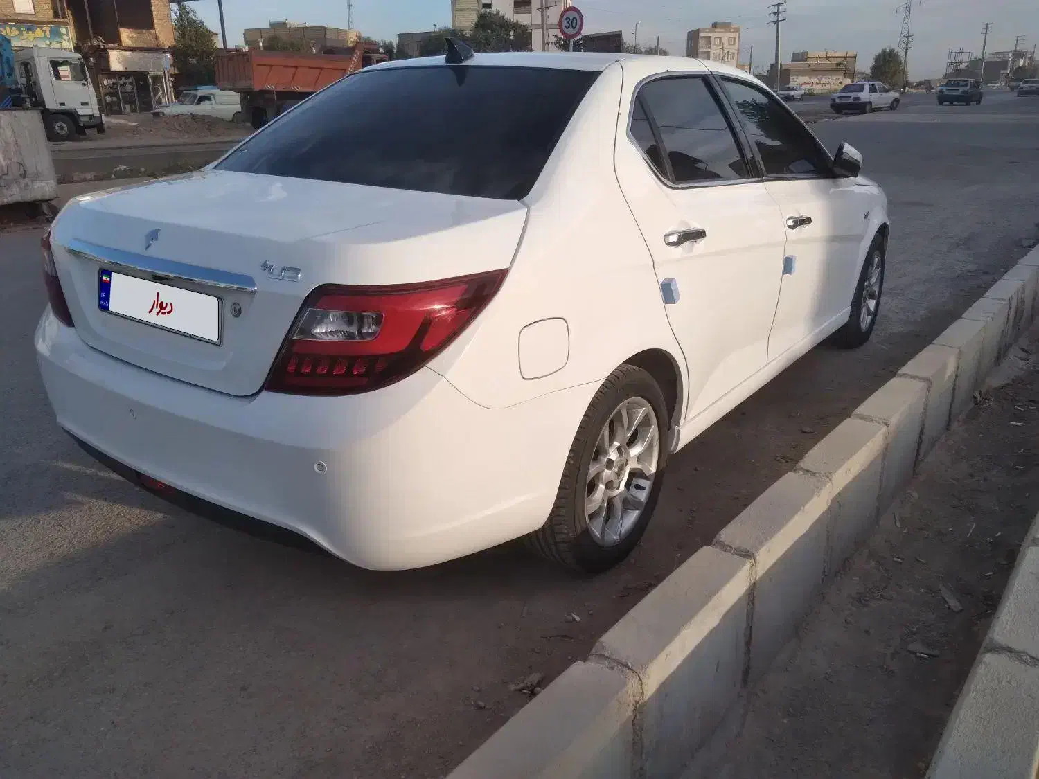 دنا پلاس توربو اتوماتیک - 1402