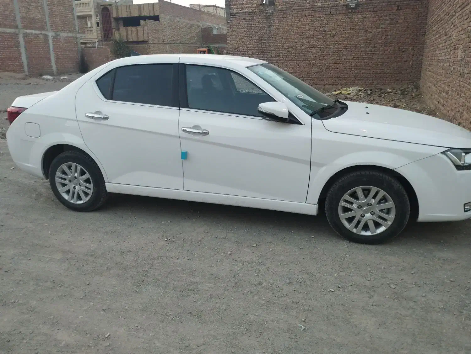 دنا پلاس ۶ دنده EF7p - 1404