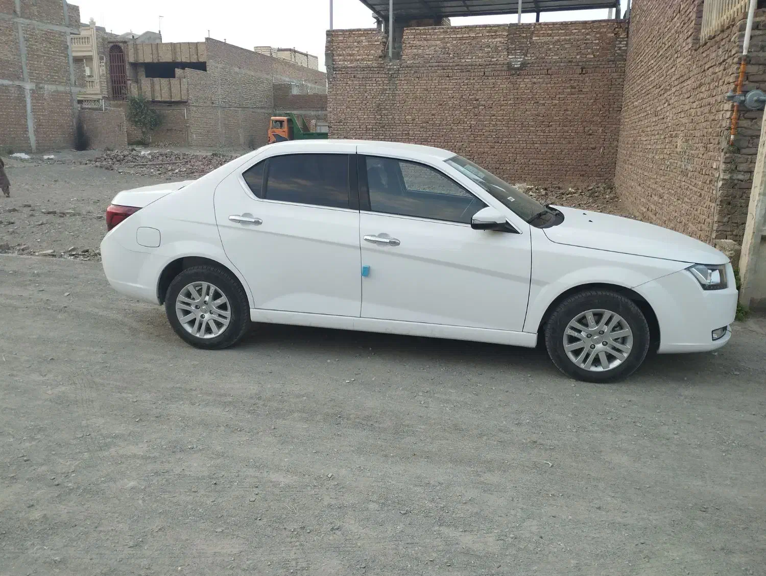 دنا پلاس ۶ دنده EF7p - 1404