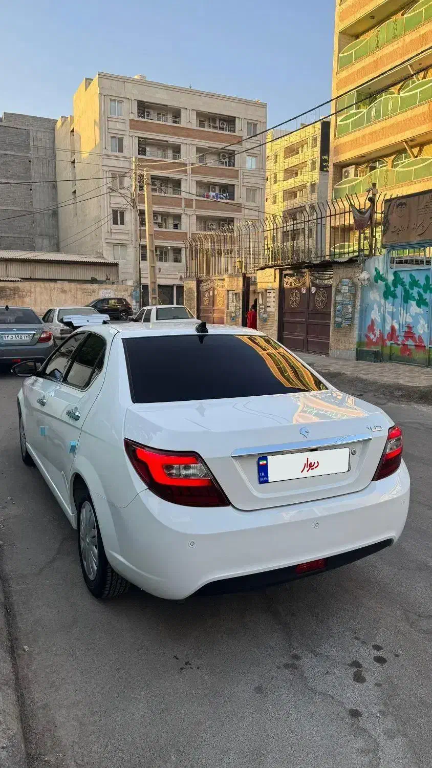 دنا پلاس تیپ ۲ سانروف ۴ ایربگ - 1402