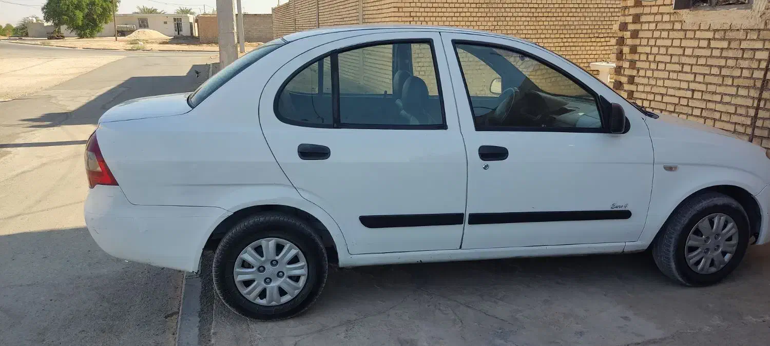 تیبا صندوق دار SX - 1393