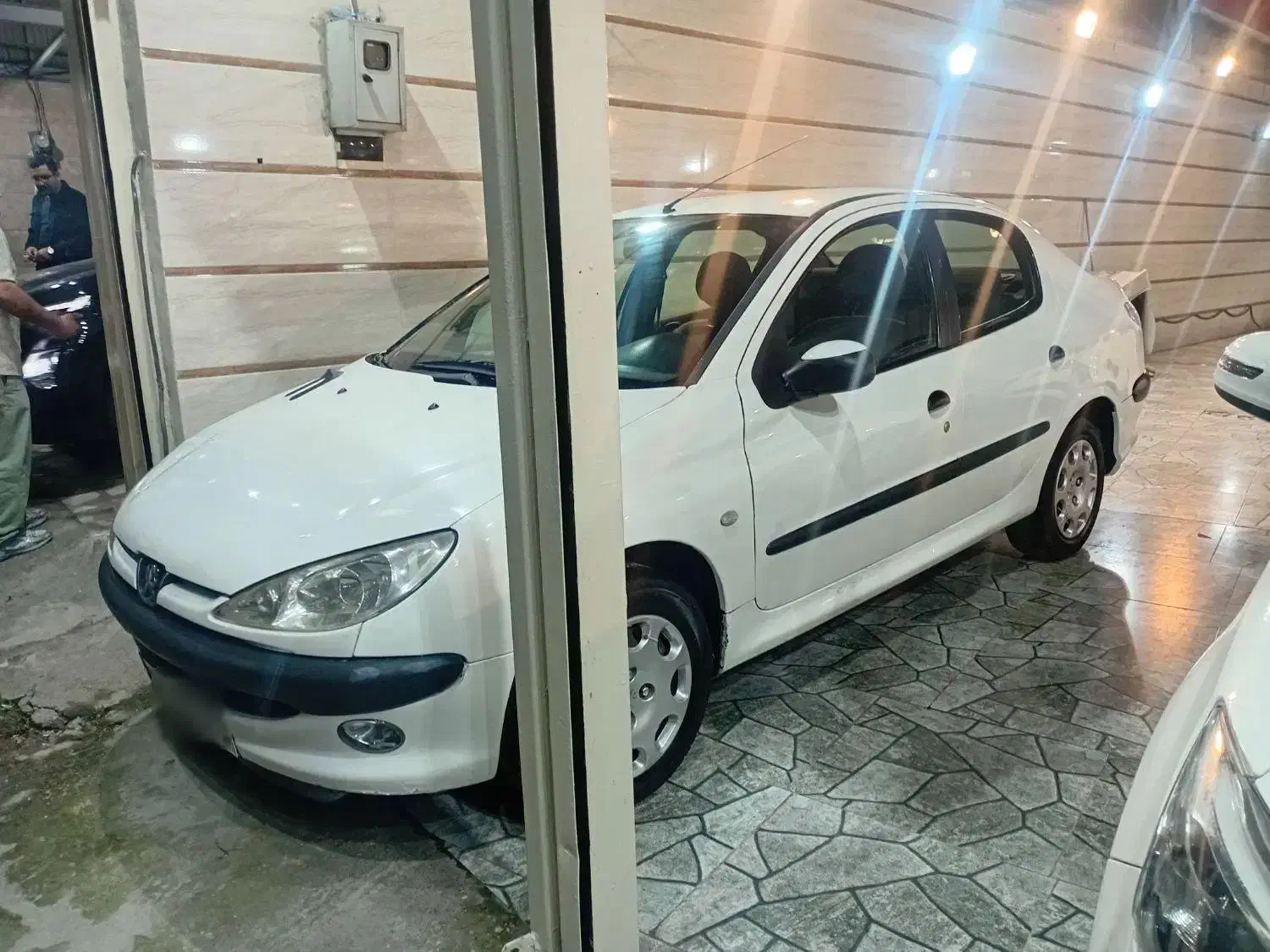 پژو ۲۰۶ صندوق دار v8 - 1388
