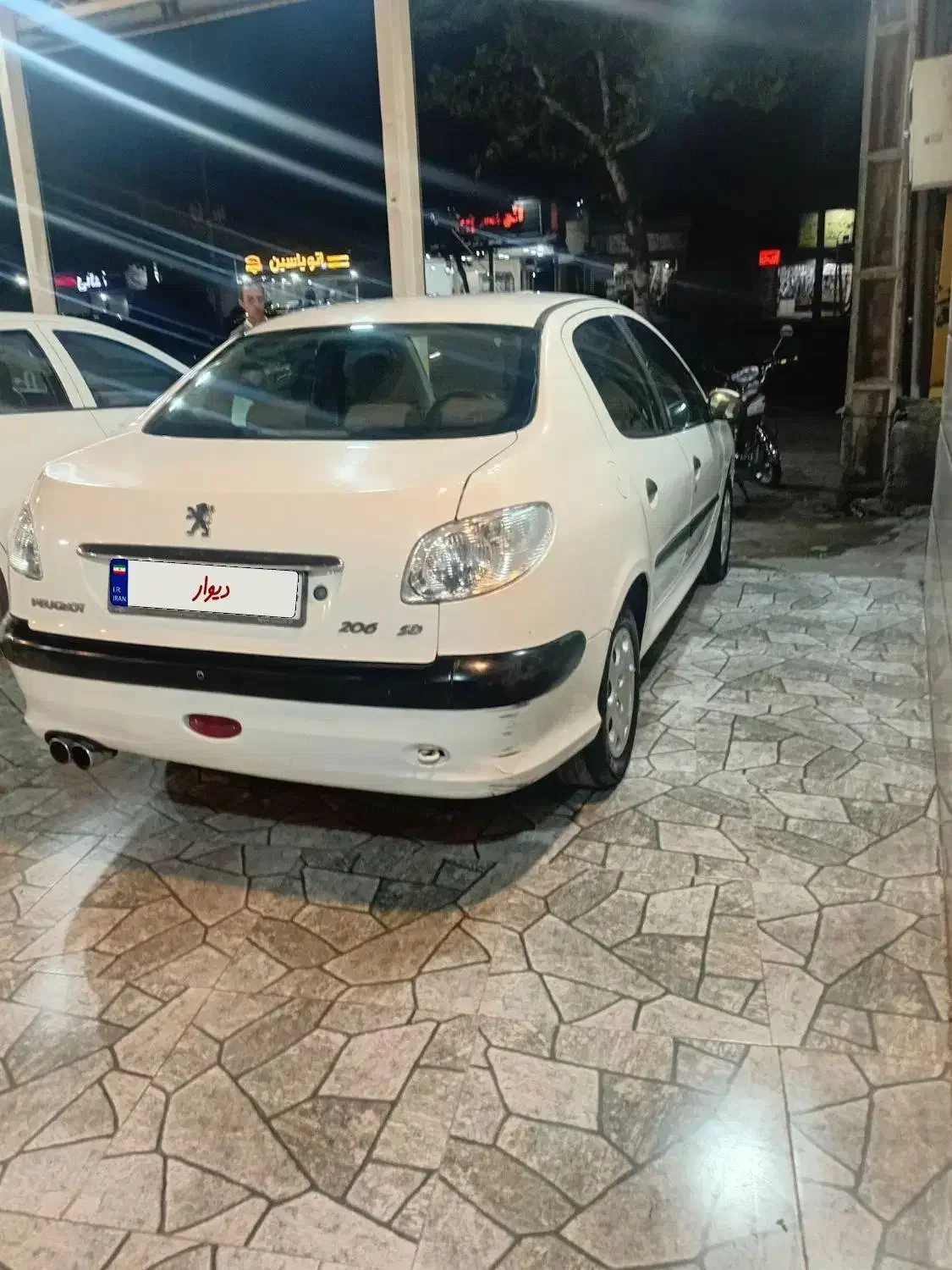 پژو ۲۰۶ صندوق دار v8 - 1388