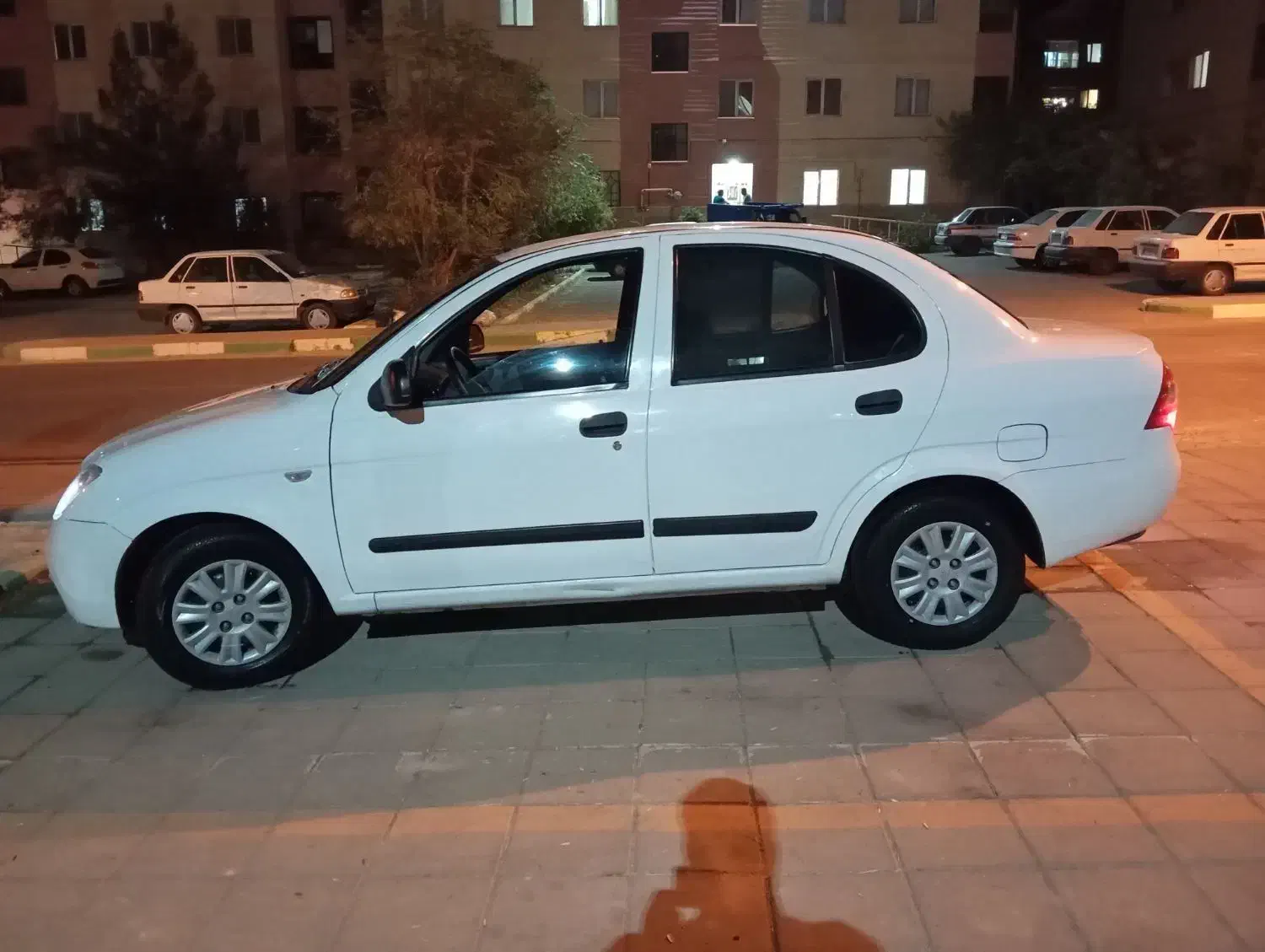 تیبا صندوق دار SX - 1395