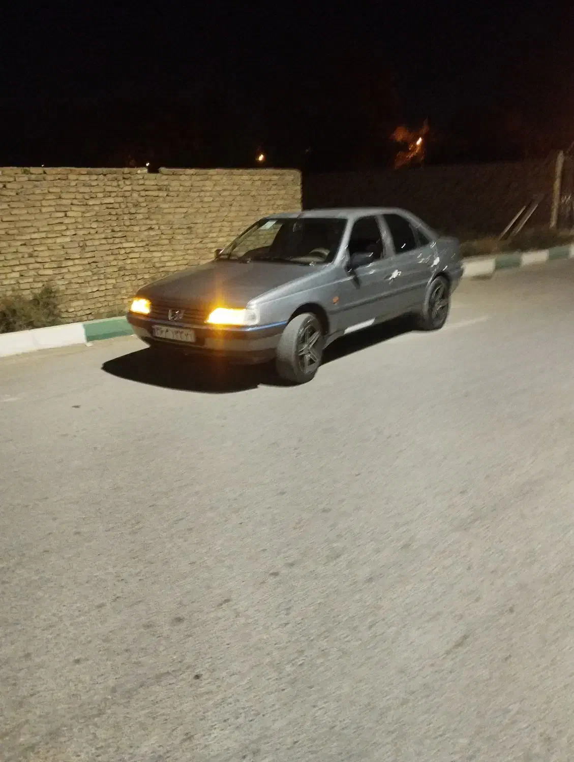 پژو 405 GLX - 1392