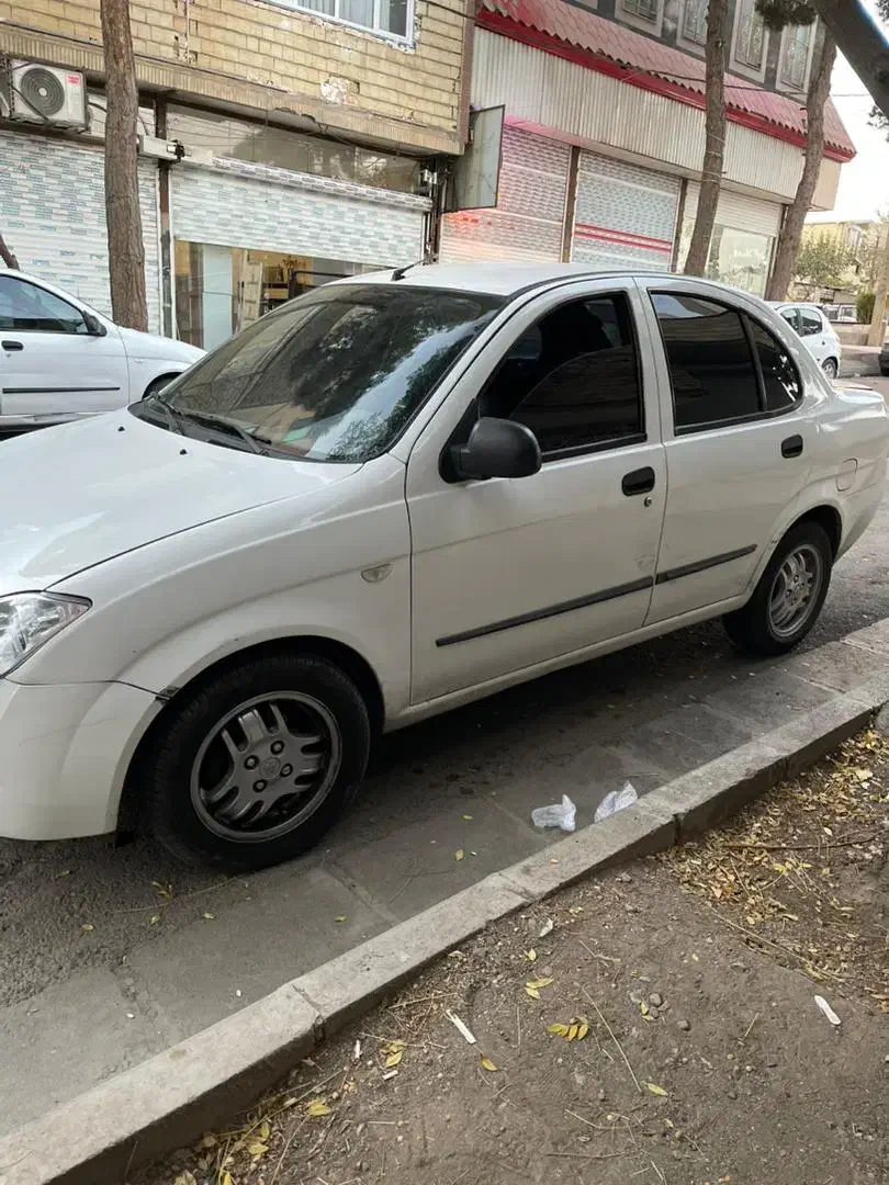 تیبا صندوق دار SX - 1395