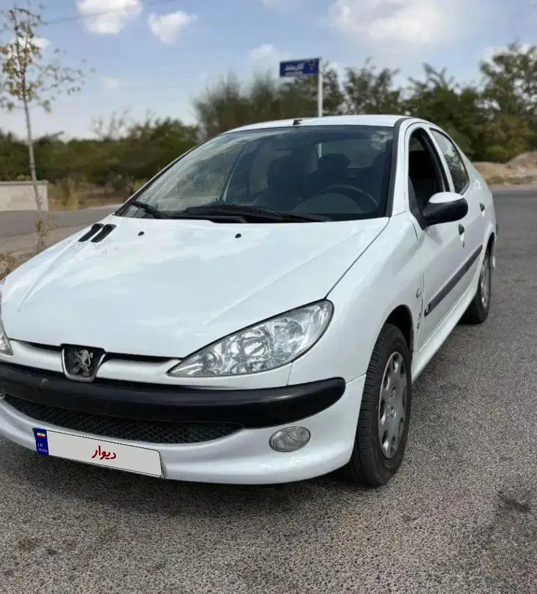 پژو ۲۰۶ صندوق دار v8 - 1396