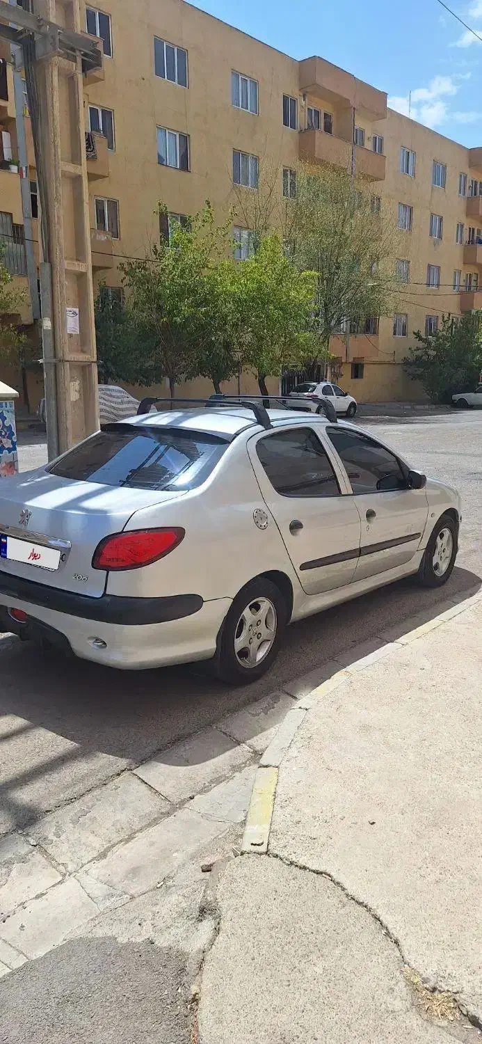پژو ۲۰۶ صندوق دار v8 - 1386
