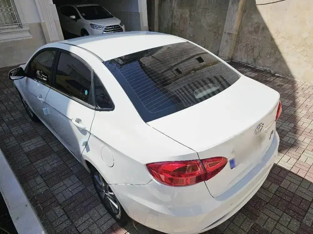 جک J4 اتوماتیک آپشنال - 1403