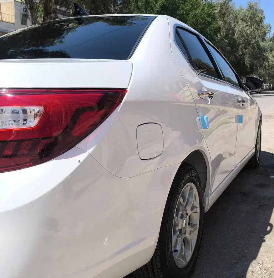 دنا پلاس ۵ دنده EF7 - 1404