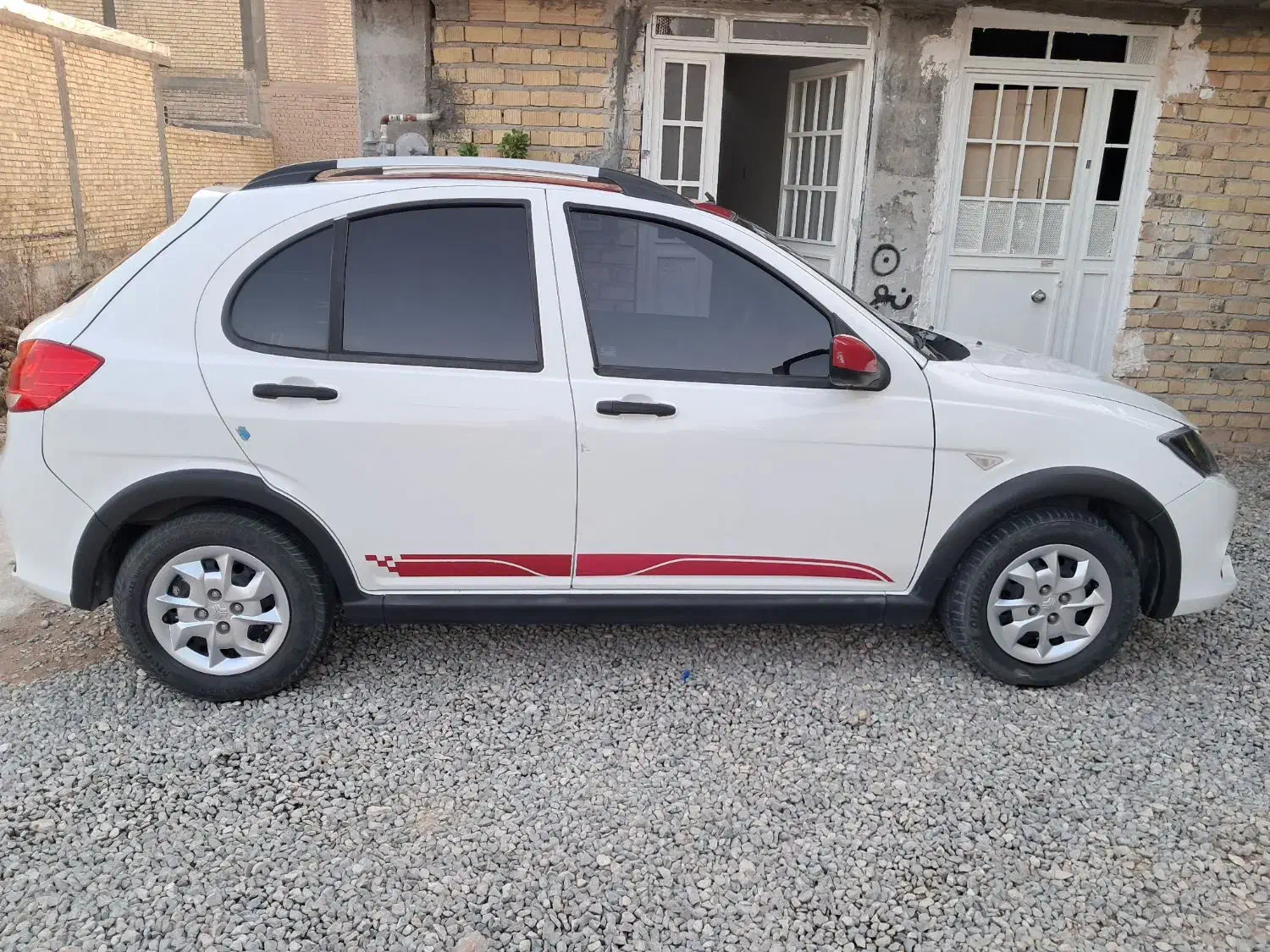خودرو کوییک، R آگهی ann_20843897