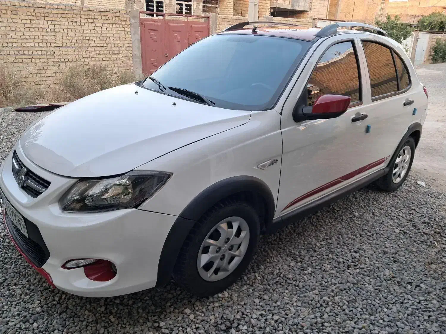 کوییک R دنده‌ای - 1402