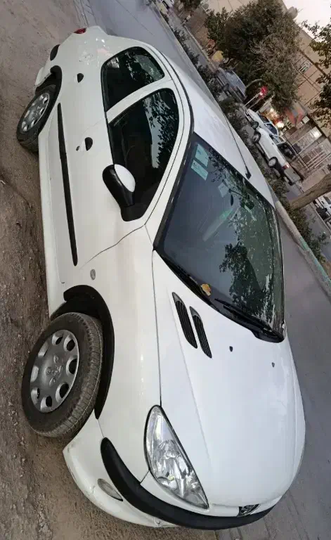 خودرو پژو، ۲۰۶ صندوق دار آگهی ann_20844387