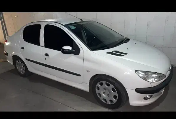 پژو ۲۰۶ صندوق دار v8 - 1393