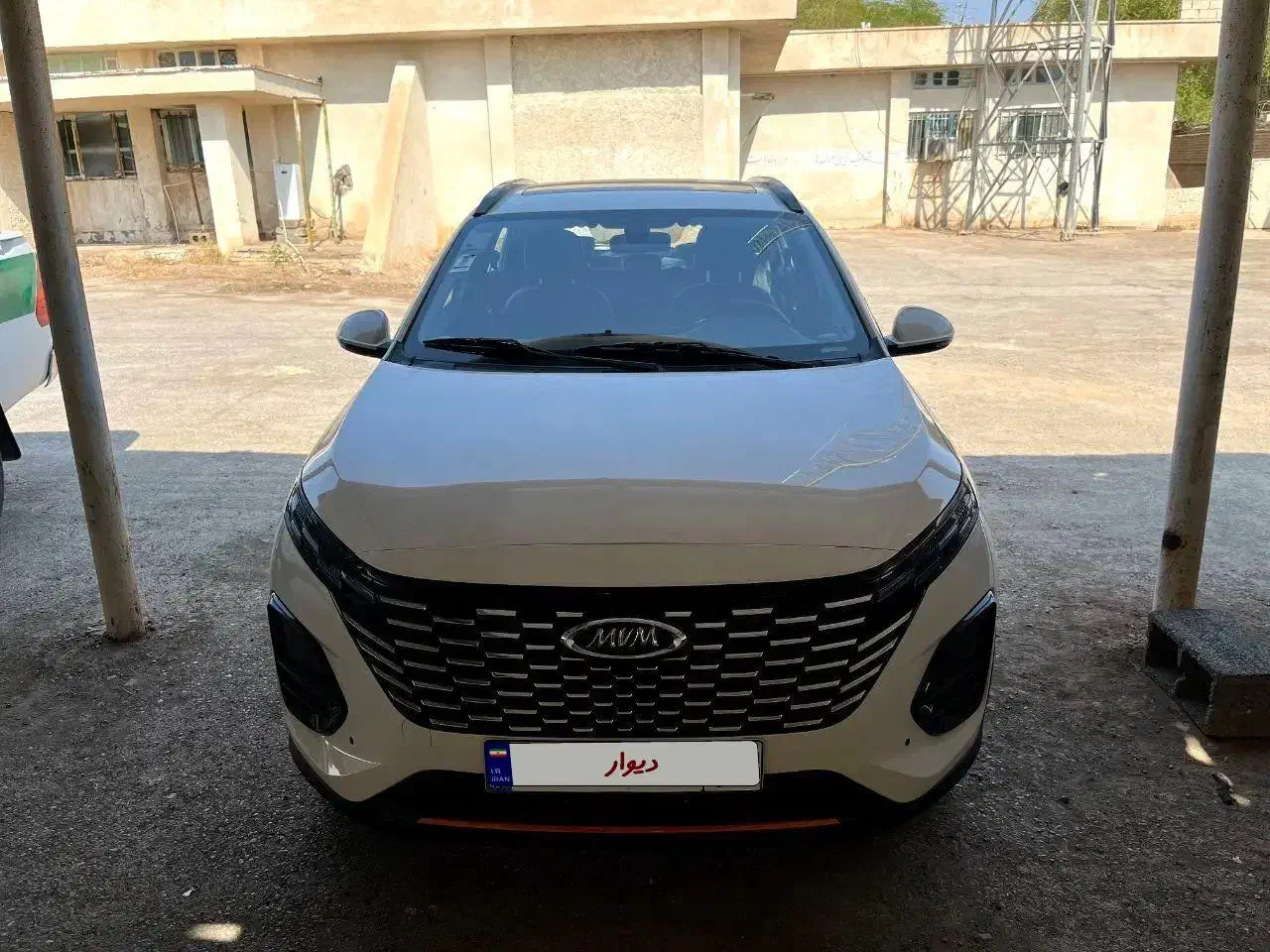 ام وی ام X33 کراس دنده‌ای - 1402