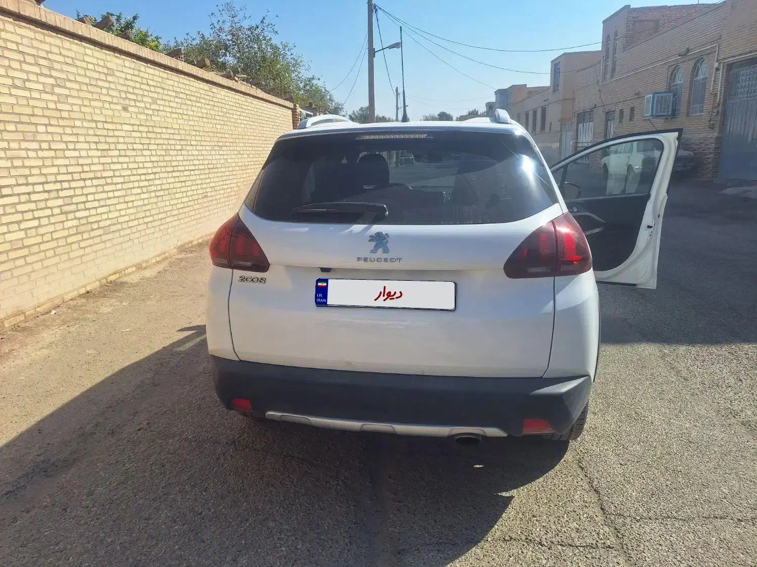 پژو 2008 اتوماتیک - 1399