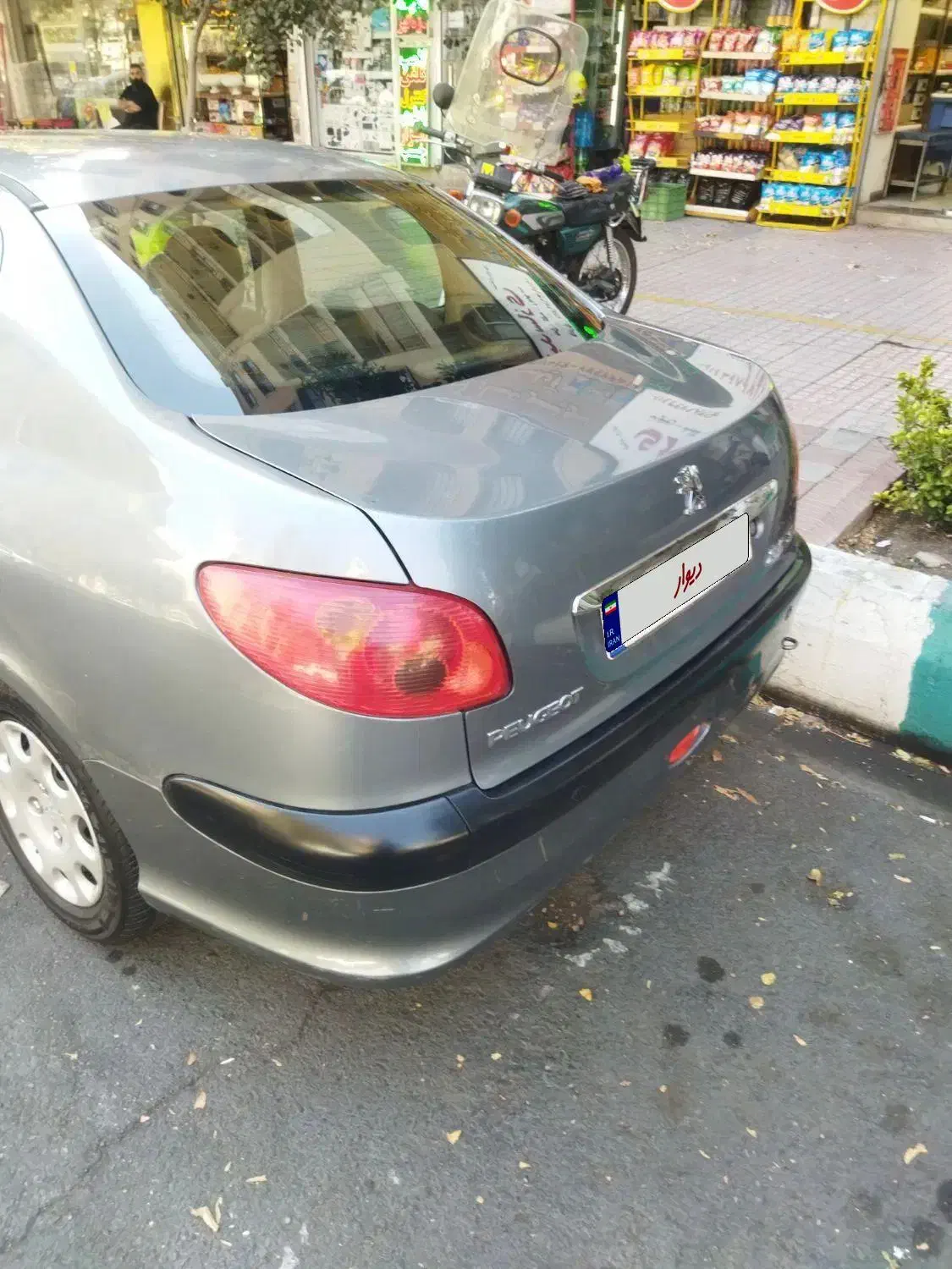 پژو ۲۰۶ صندوق دار v8 - 1395