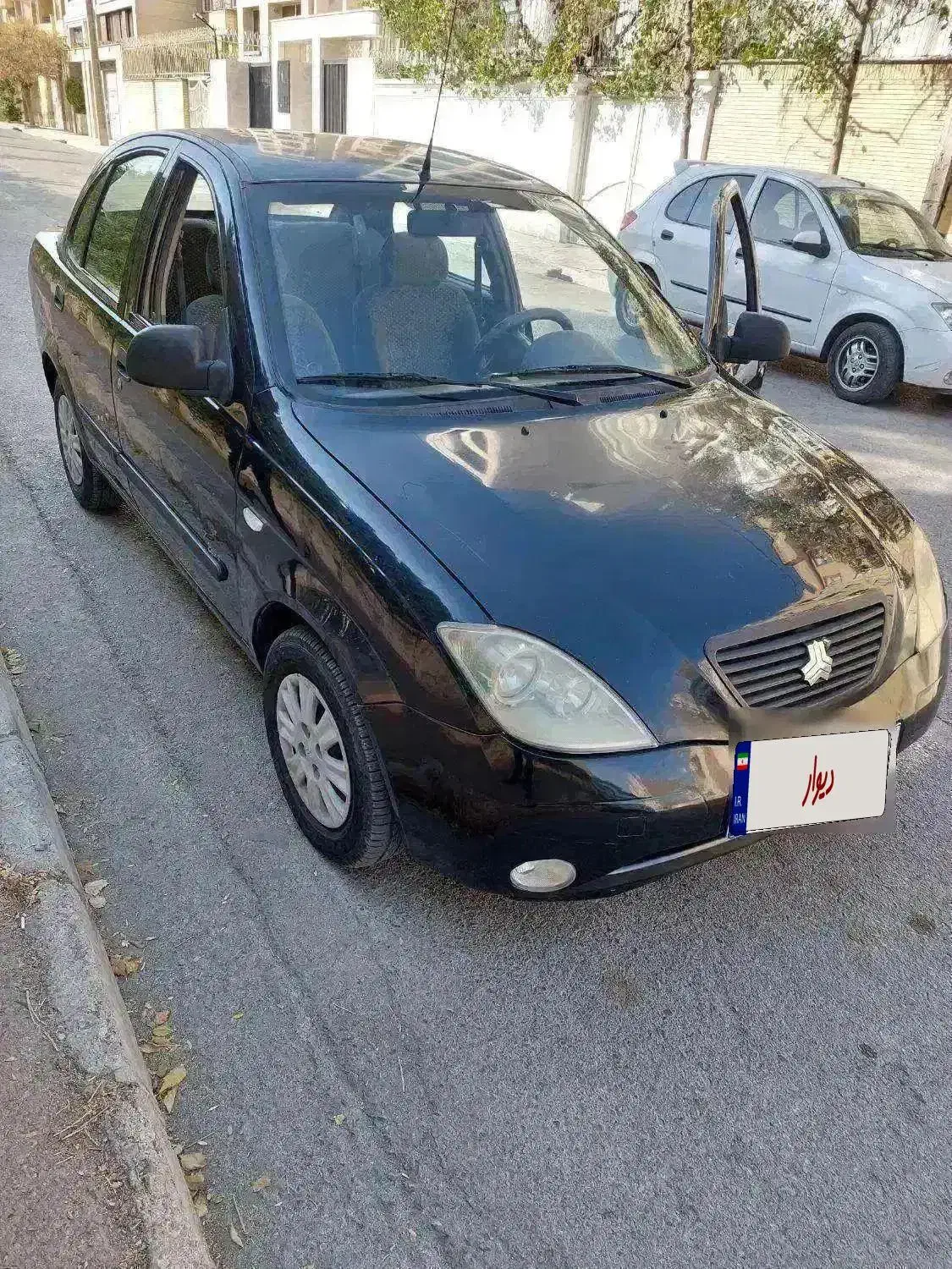 تیبا صندوق دار SX - 1393
