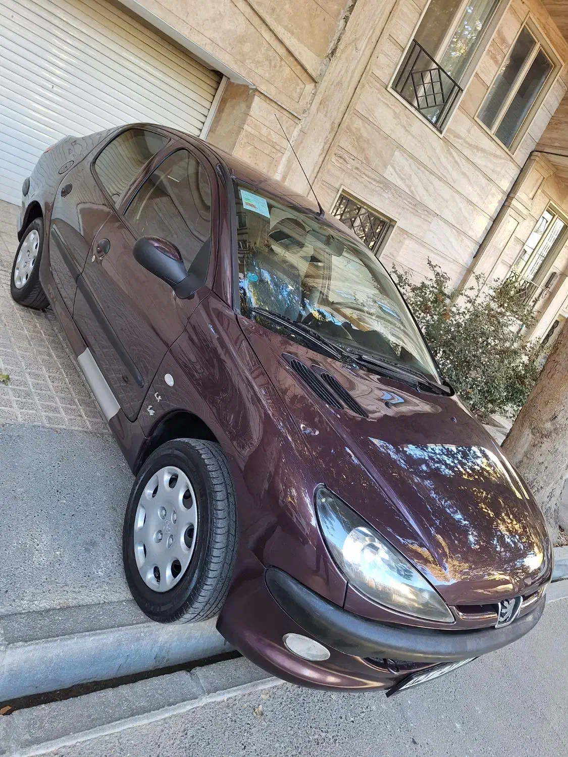پژو ۲۰۶ صندوق دار v20 - 1390