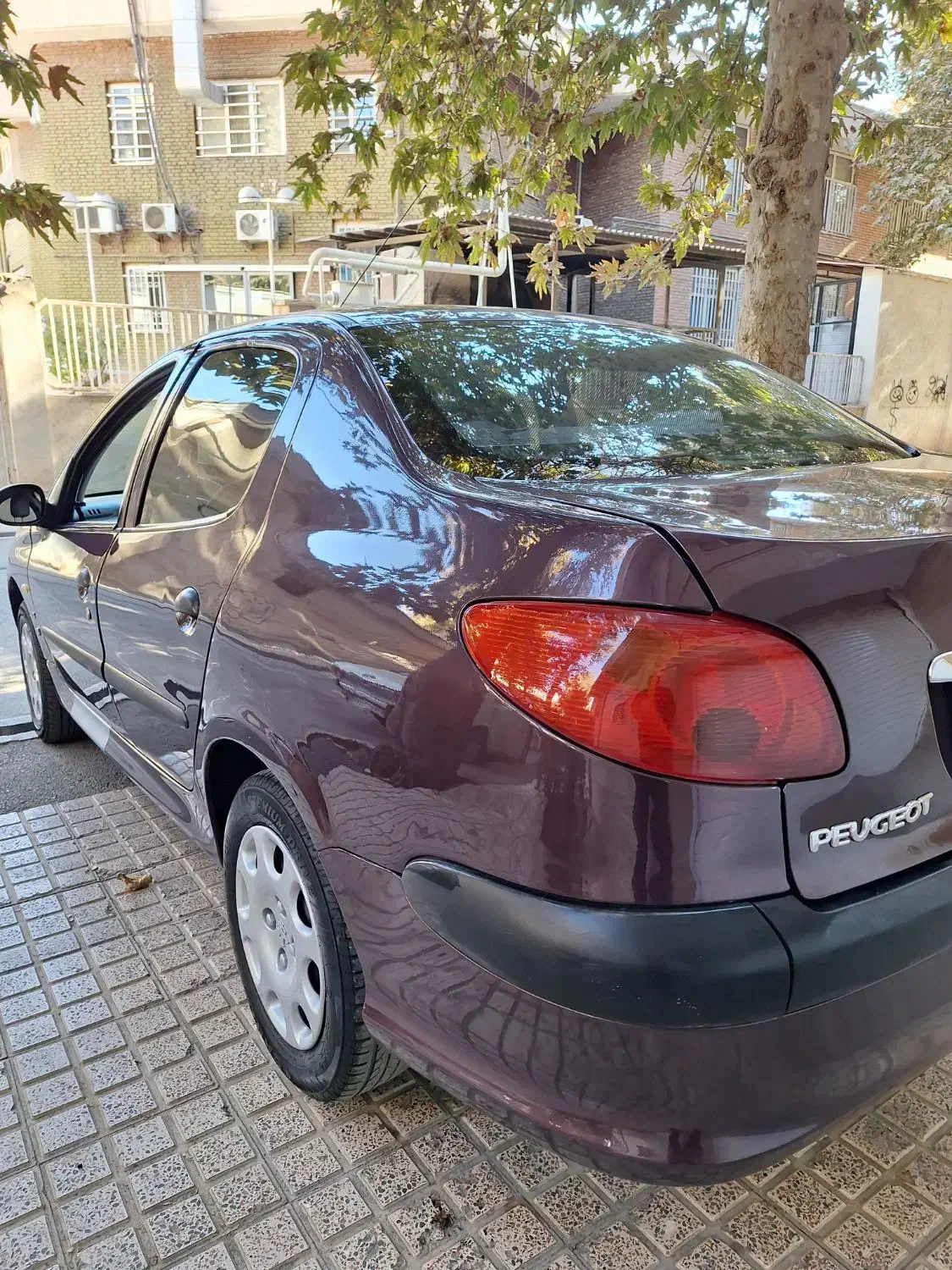 پژو ۲۰۶ صندوق دار v20 - 1390
