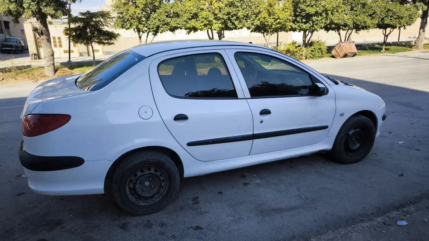 پژو ۲۰۶ صندوق دار v8 - 1395