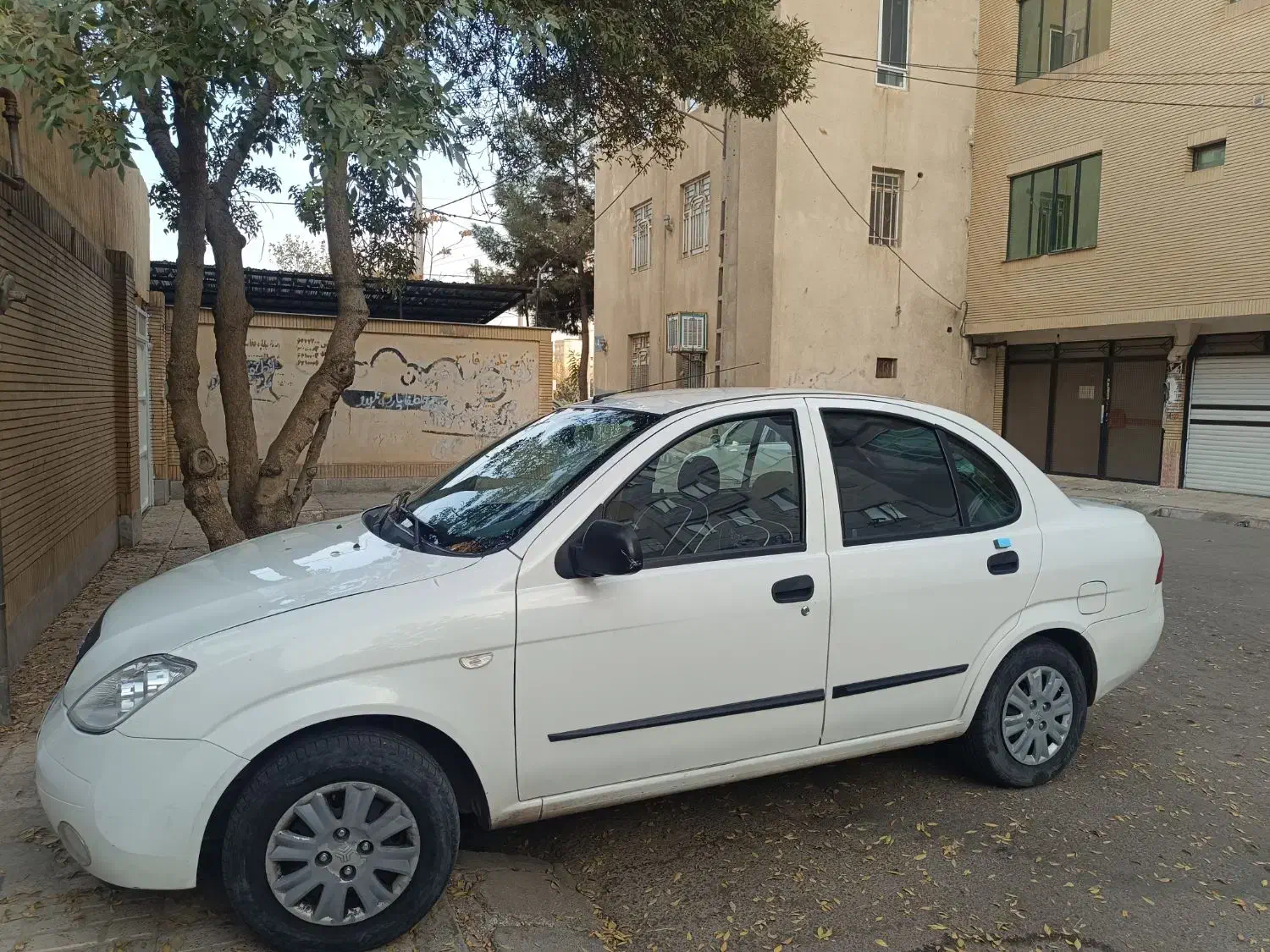 تیبا صندوق دار SX - 1397