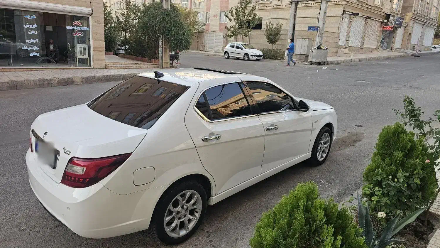 دنا پلاس توربو 6 دنده - 1402