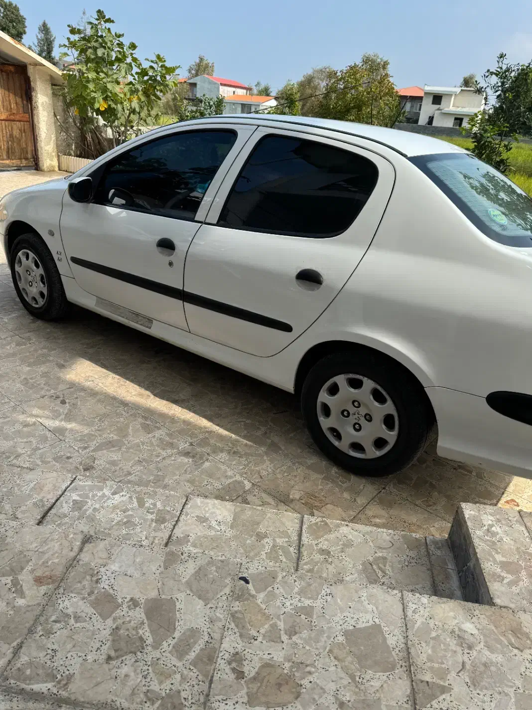 پژو ۲۰۶ صندوق دار v8 - 1399