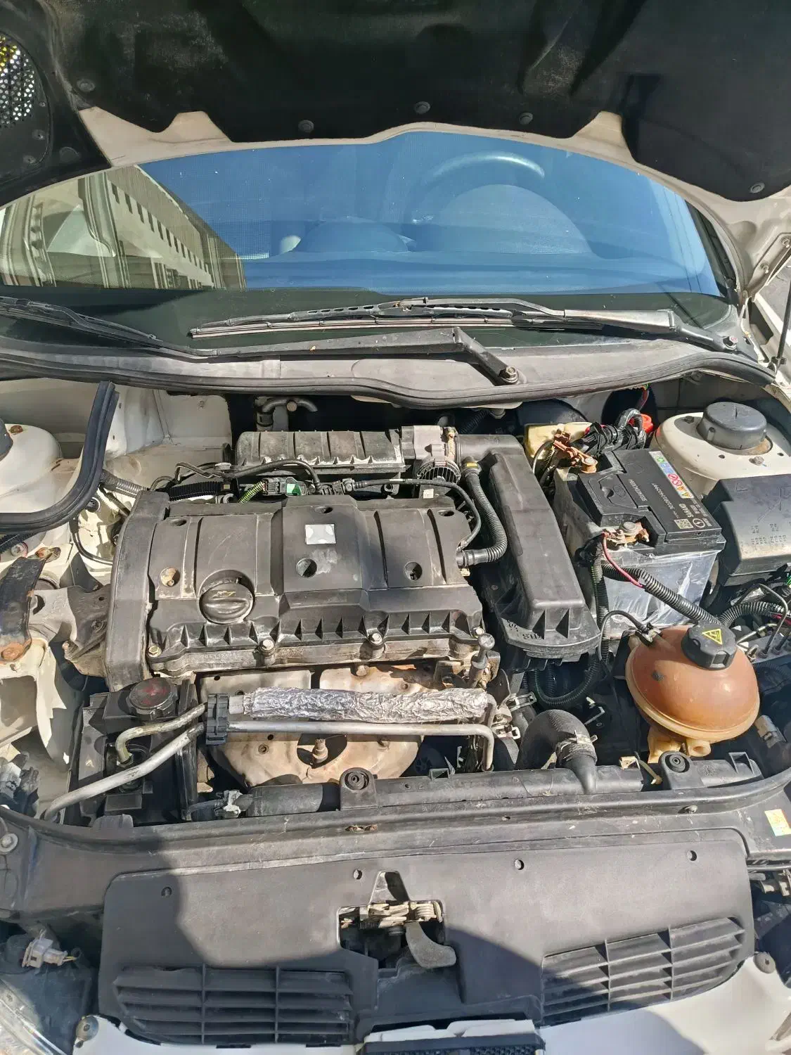 پژو ۲۰۶ صندوق دار v8 - 1396