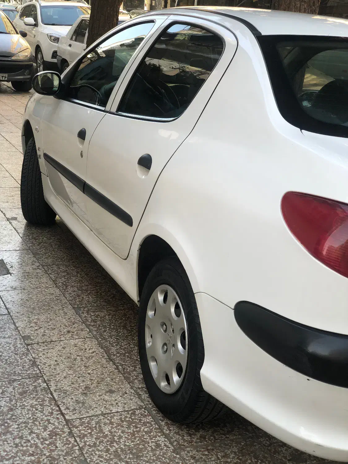 پژو ۲۰۶ صندوق دار v20 - 1390