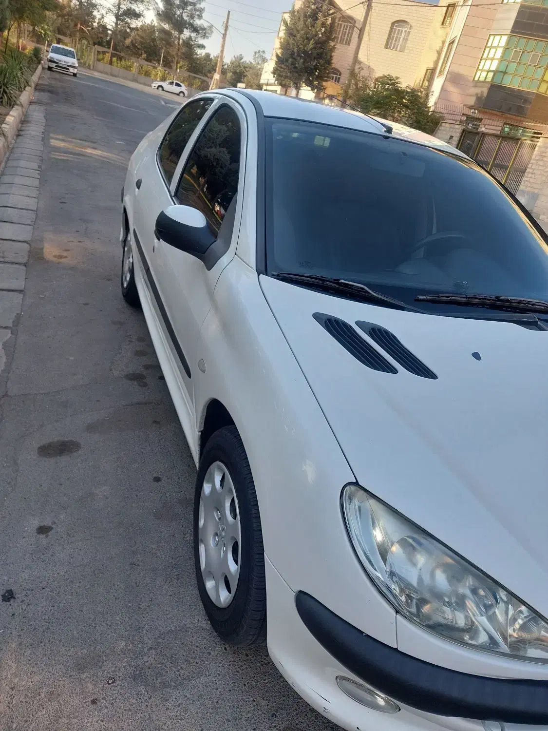 پژو ۲۰۶ صندوق دار v8 - 1398