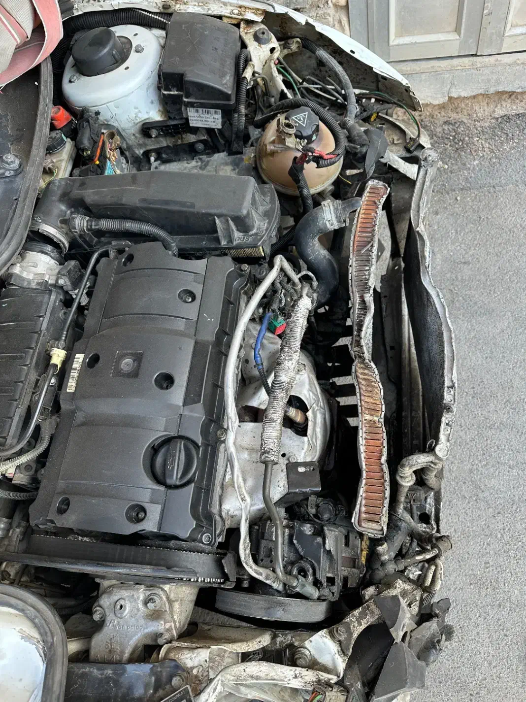 پژو ۲۰۶ صندوق دار v8 - 1396