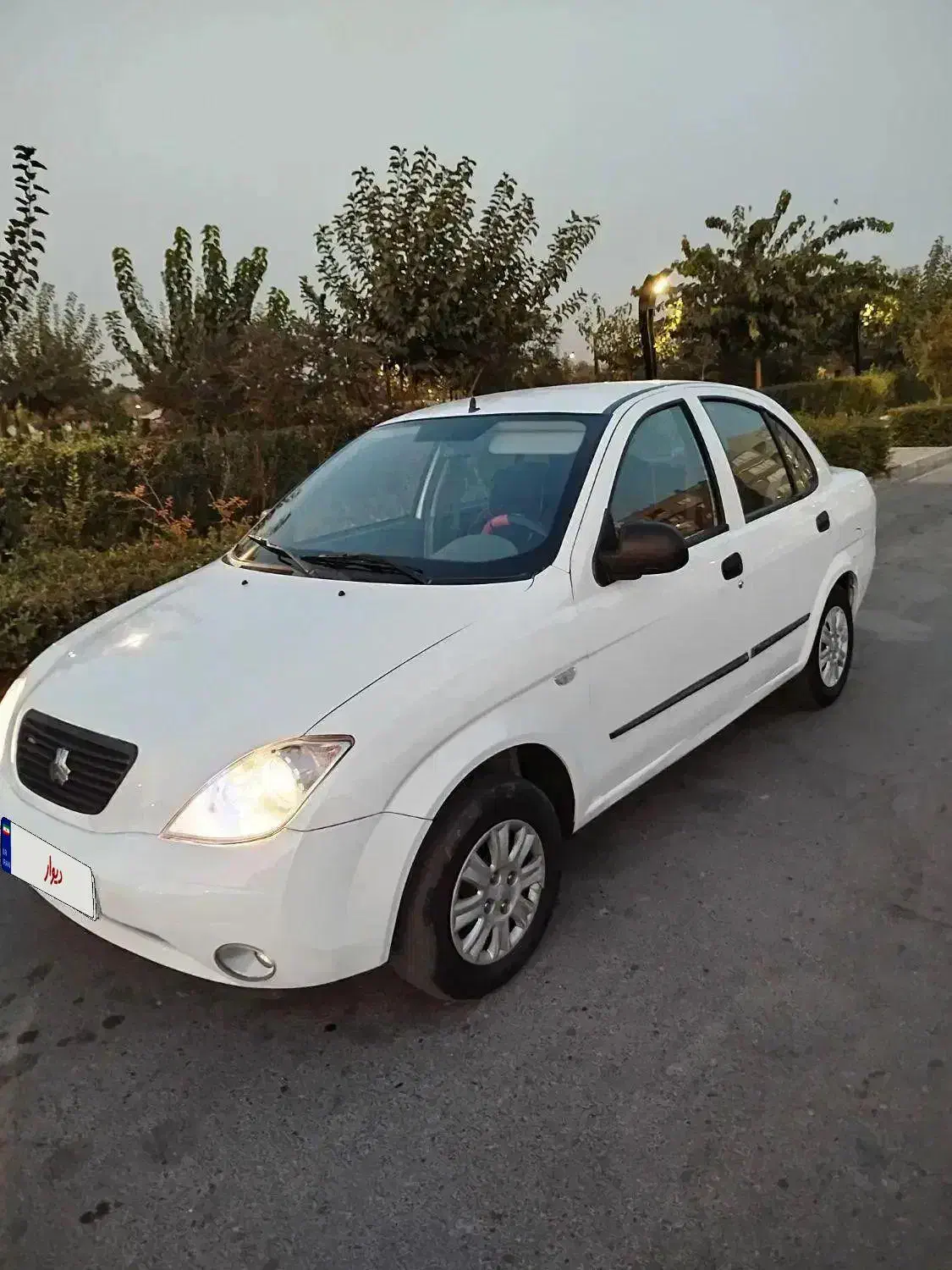 تیبا صندوق دار SX - 1399