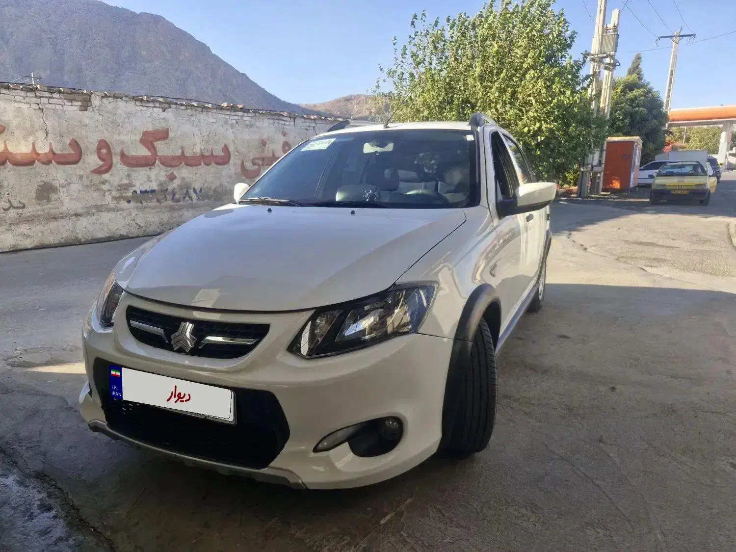 خودرو کوییک، معمولی آگهی ann_20845593