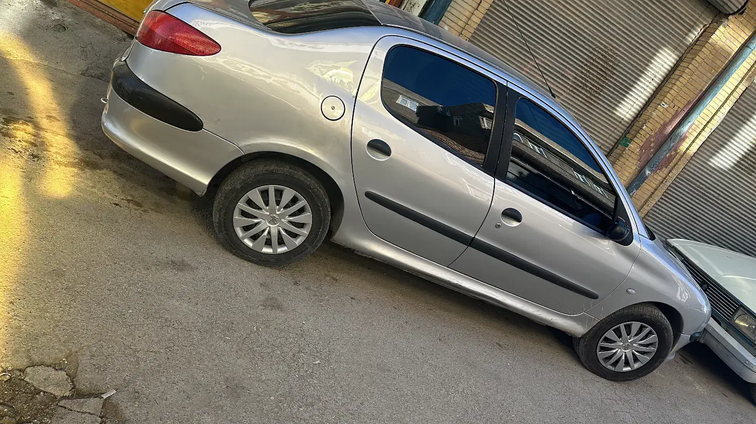 پژو ۲۰۶ صندوق دار v2 - 1387