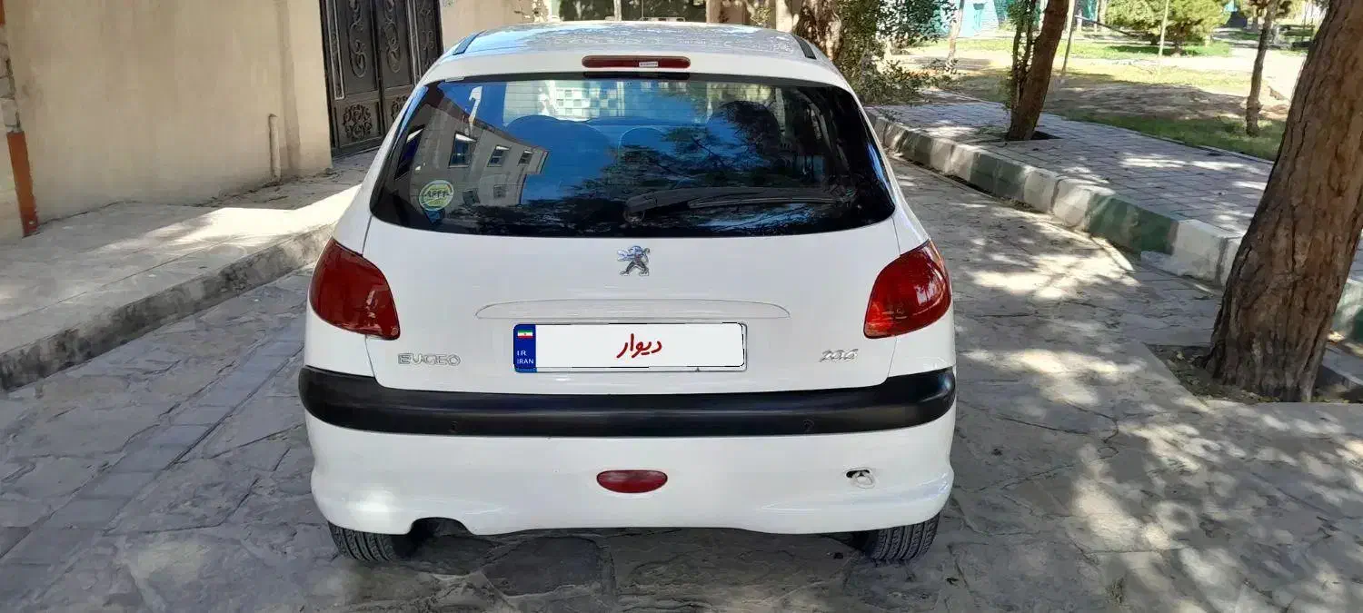 پژو 206 تیپ 3 - 1395