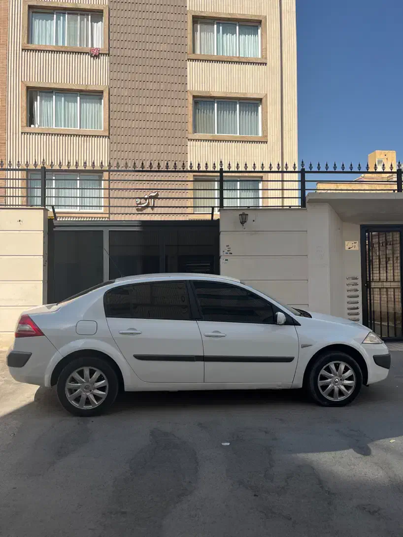 رنو مگان پارس خودرو 2000 - 1392