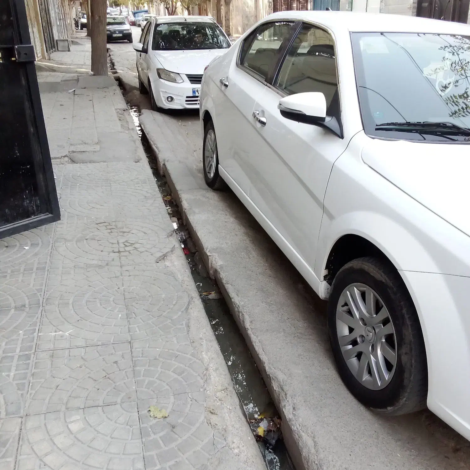 دنا پلاس تیپ ۲ سانروف ۴ ایربگ - 1400