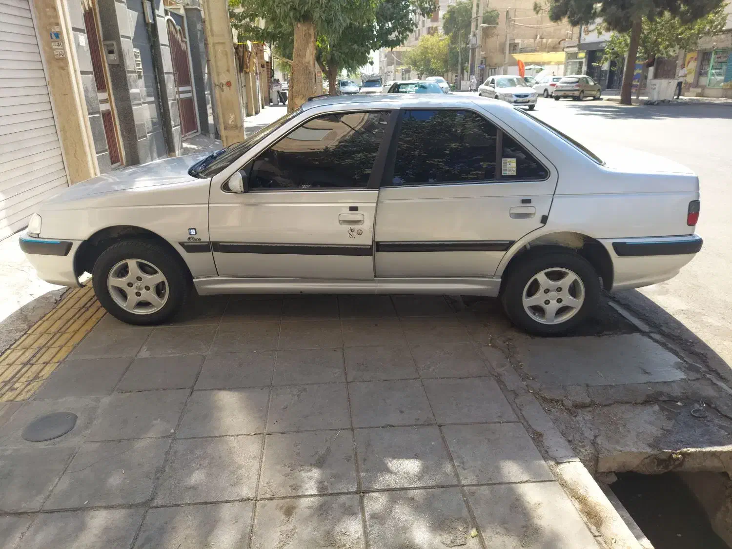 پژو پارس XU7ساده - 1388