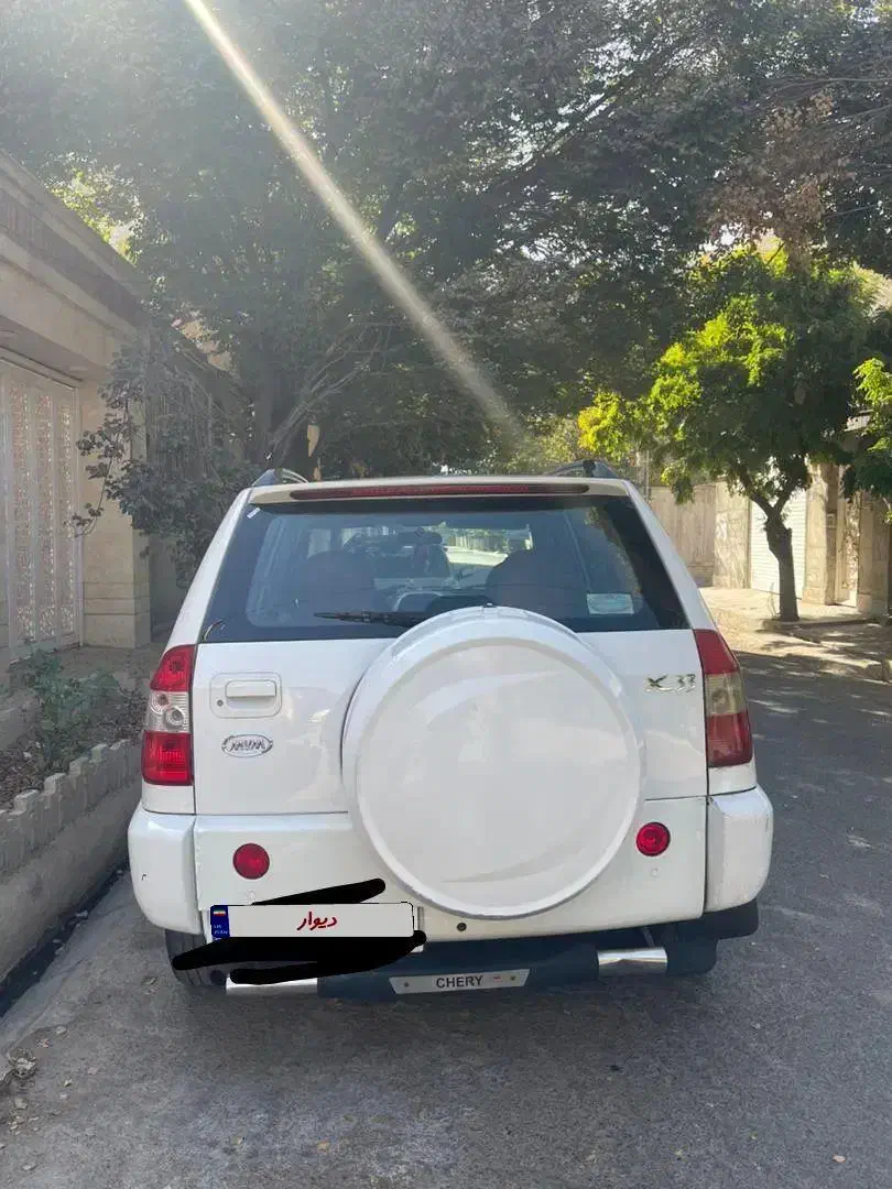 ام وی ام X33 دنده‌ای ساده - 1391