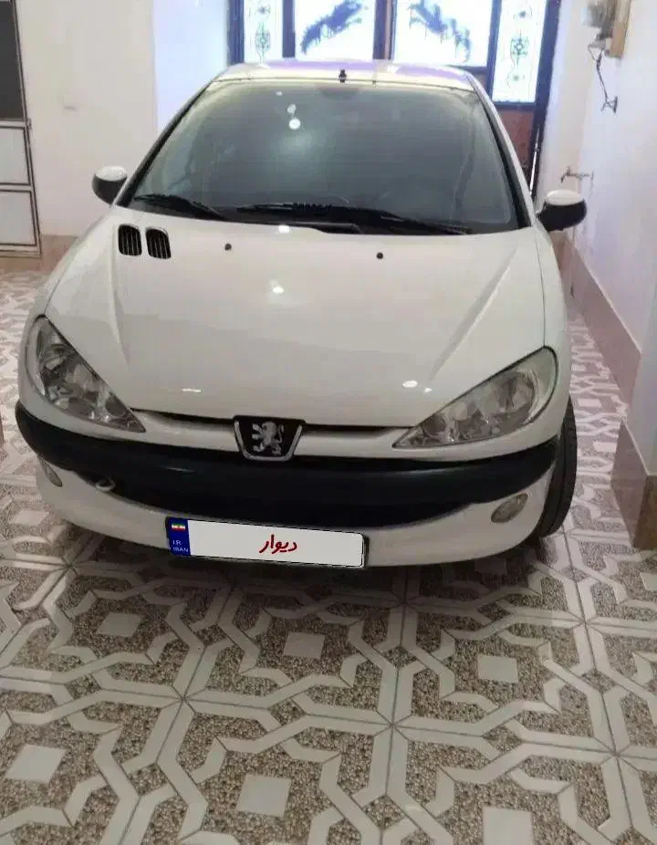 پژو ۲۰۶ صندوق دار v8 - 1394