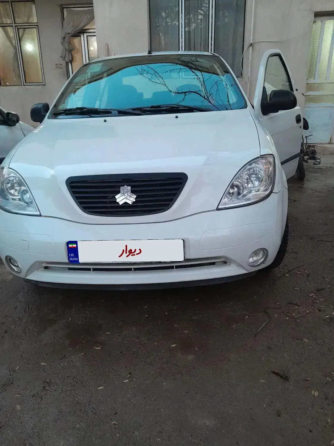 تیبا صندوق دار SX - 1400