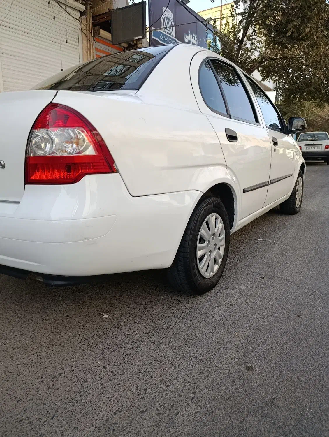 تیبا صندوق دار EX - 1397